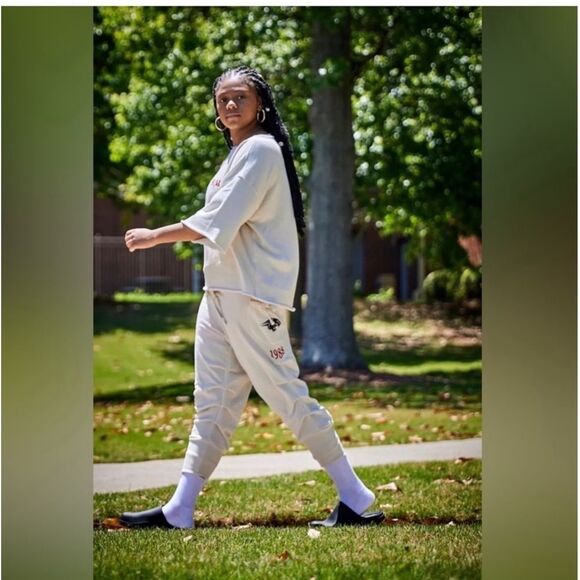 Free People Rare On Chill Tee & Jogger Set - Picture 7 of 10